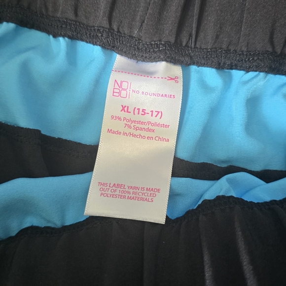 No boundries athletic shirts size XL 15/17. black with blue accent. - Picture 3 of 3